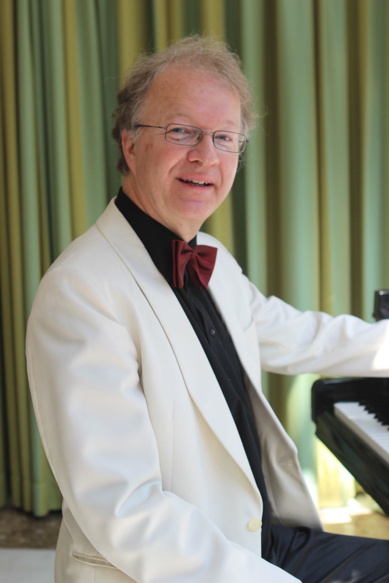Norbert Hen, Pianist
